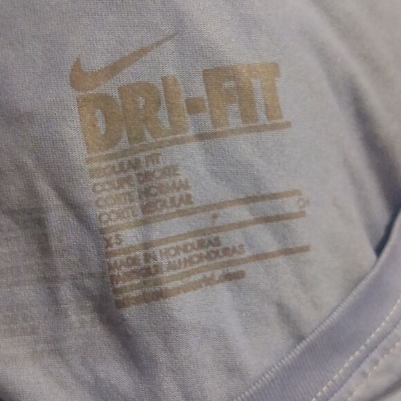 Nike purple dri fit V-Neck Short Sleeve Tee - Picture 3 of 3